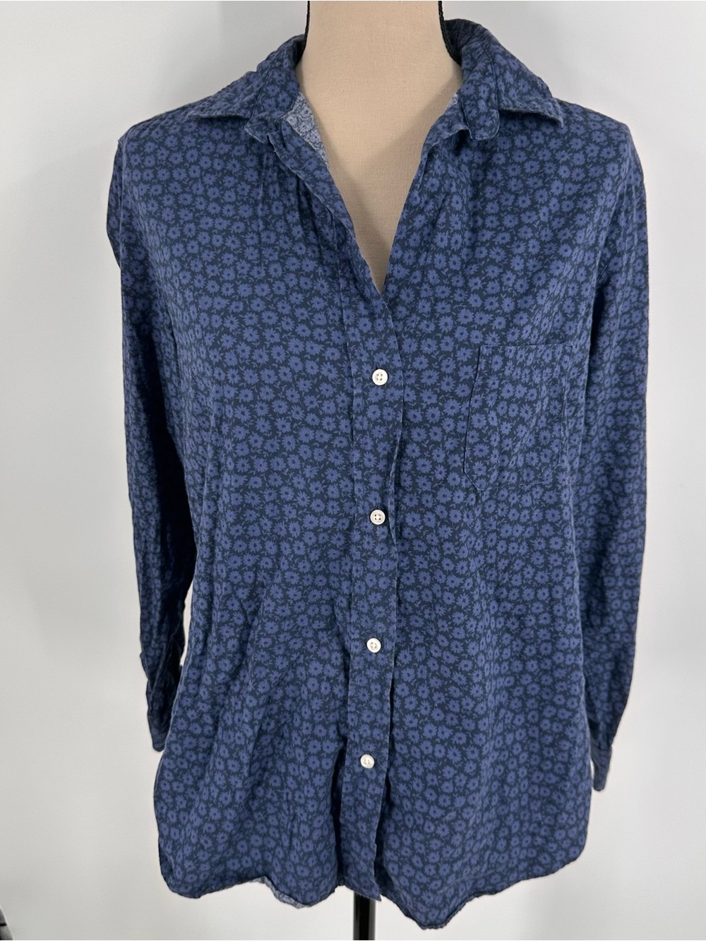 Grayson The Hero Button Up Shirt 4 Large Marin Blue Floral Cotton Cottage Preppy